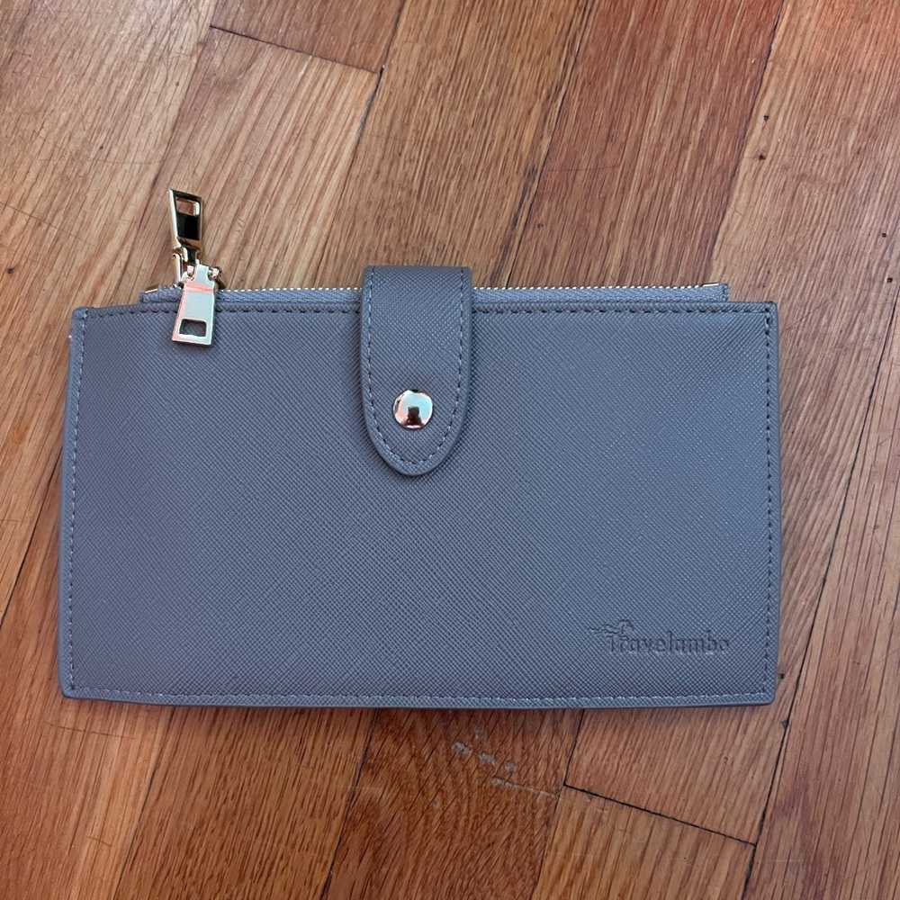 Multi card wallet